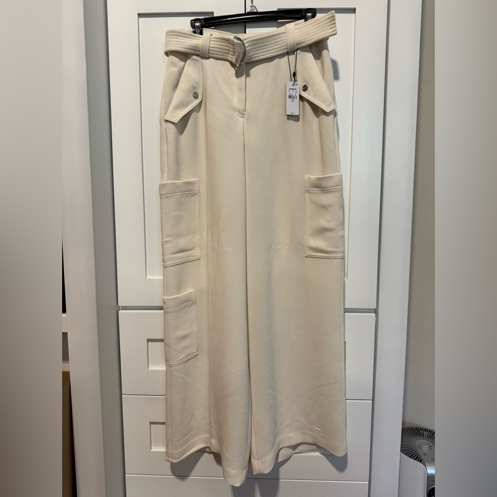 NWT-8 REG Express Cream Utility Wide-Leg Trousers